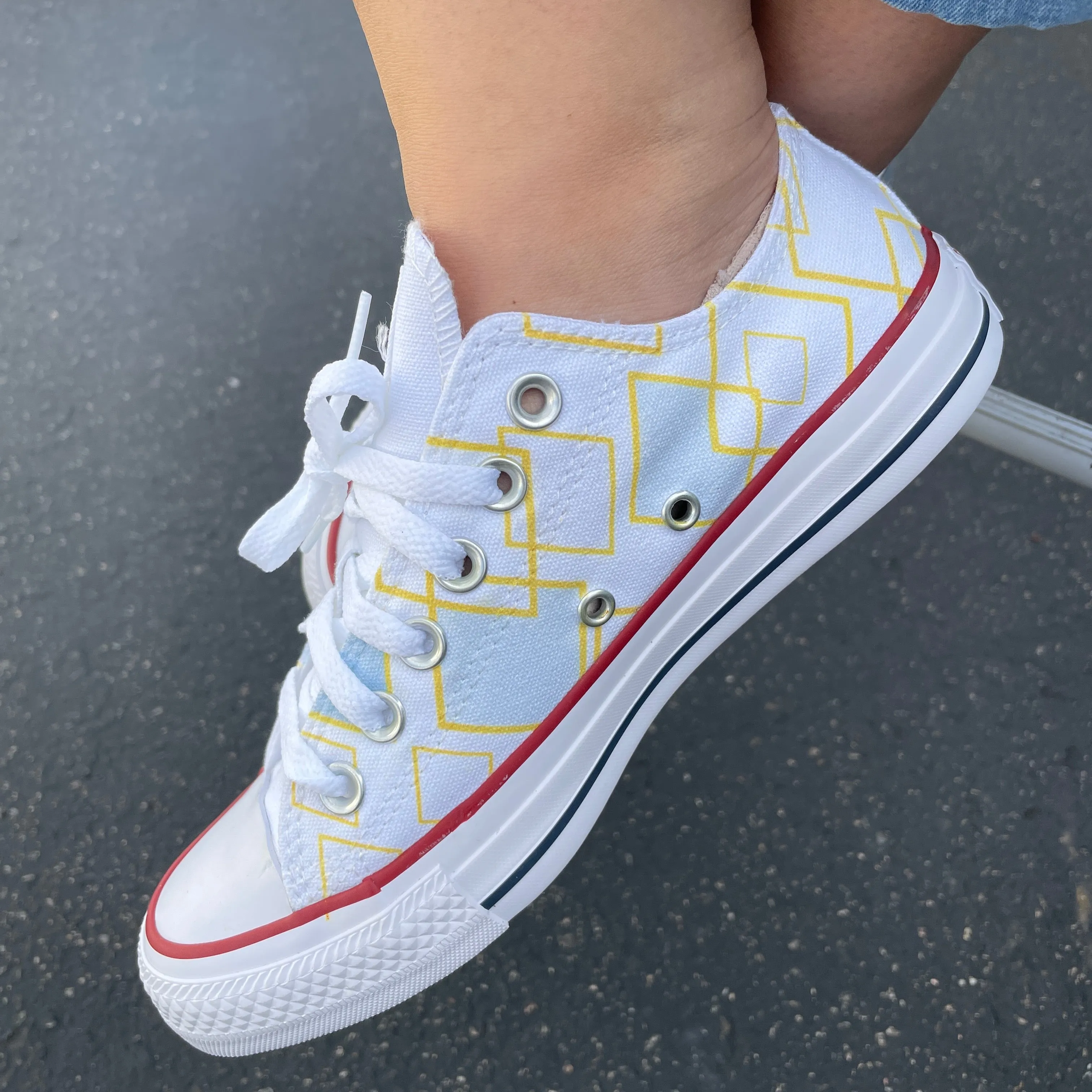 Dancing Diamond Pattern - Custom Low Tops - Custom Converse Shoes