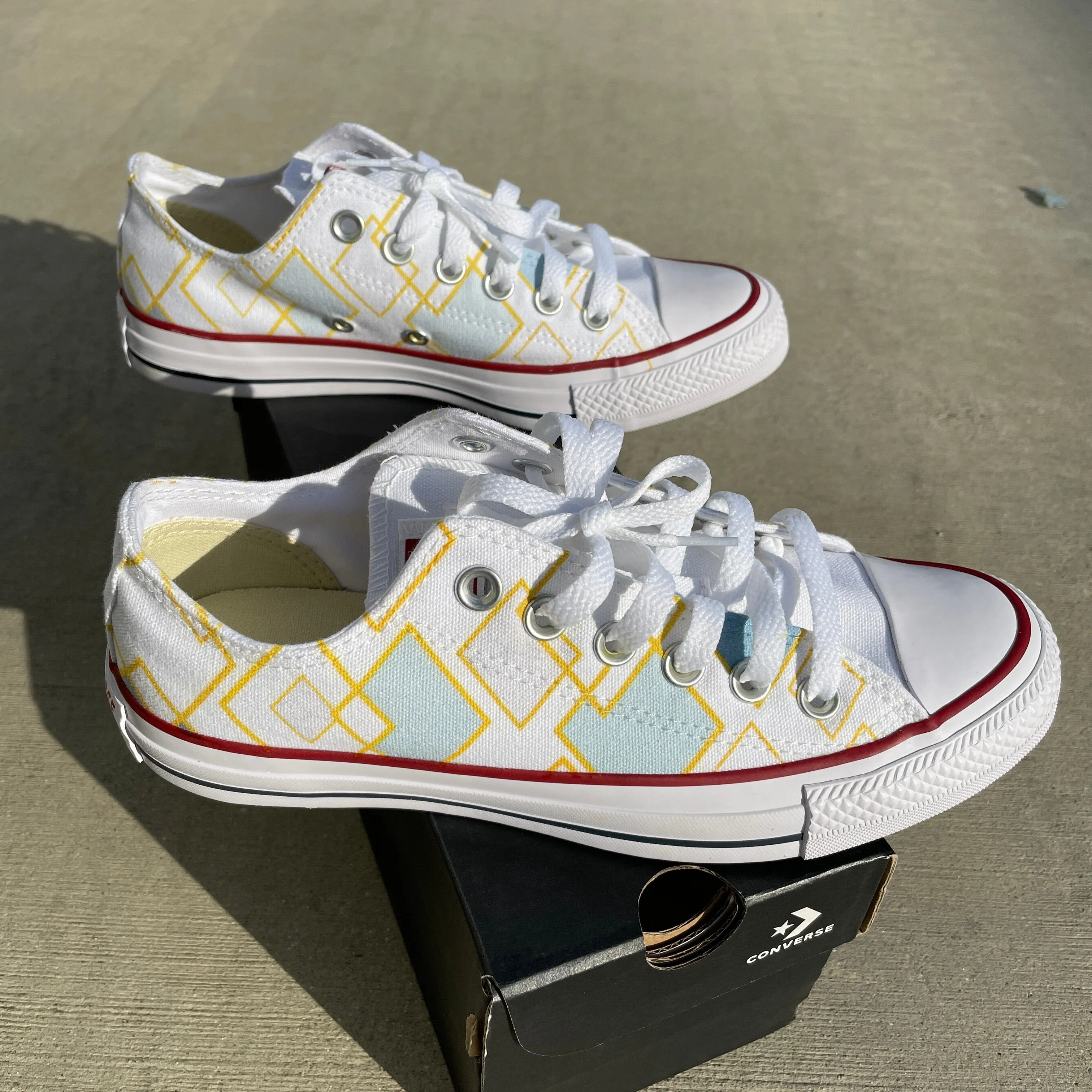 Dancing Diamond Pattern - Custom Low Tops - Custom Converse Shoes