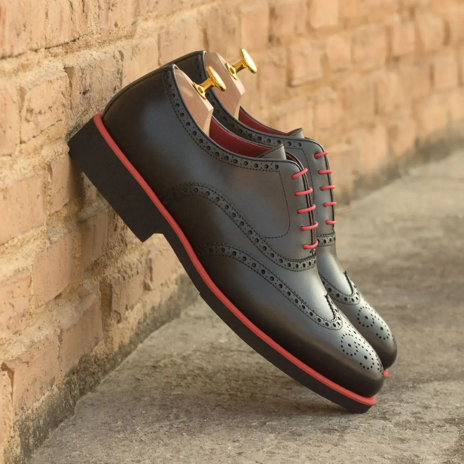 DapperFam Aeron in Black Men's Italian Leather Full Brogue