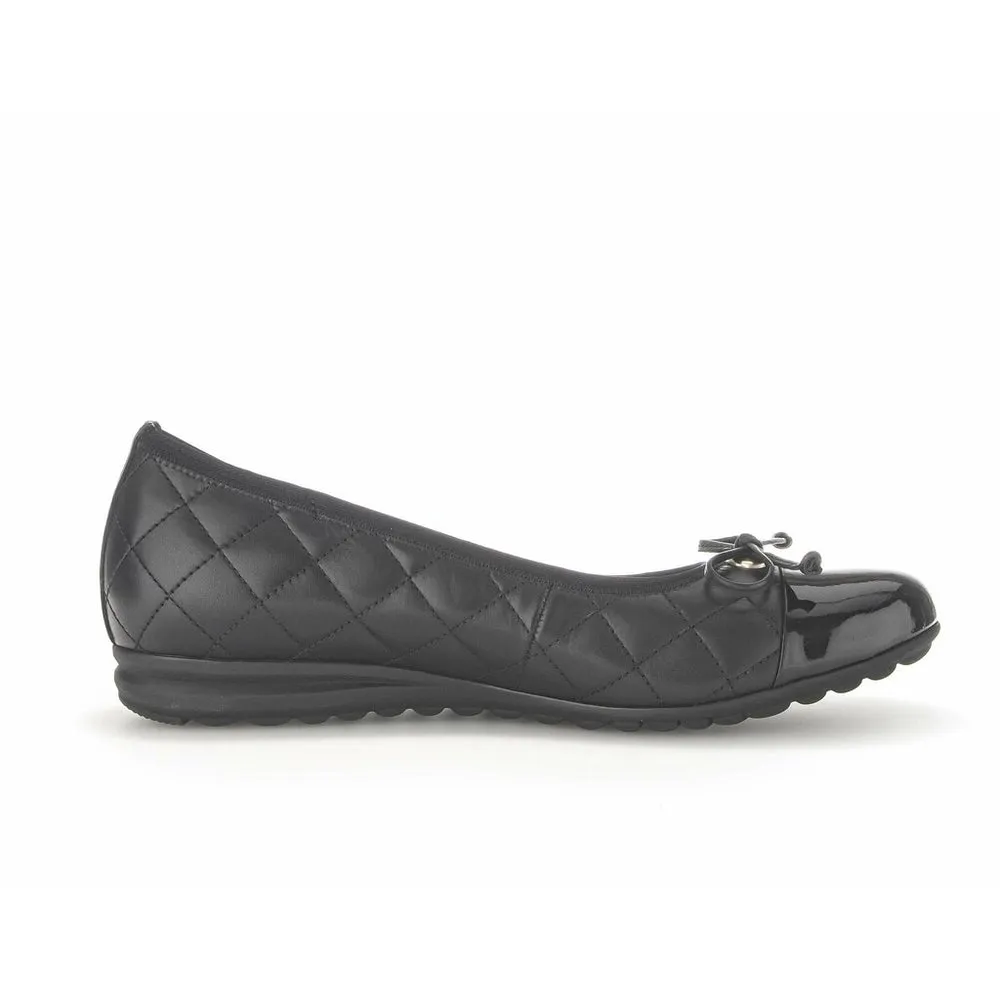 Gabor Women's Ballet Slip-On Flats Black Smooth Leather