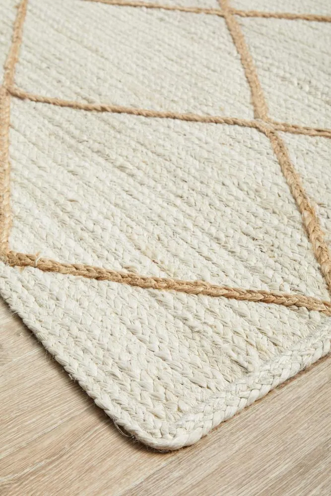 Palm Beach White Chevron Rug