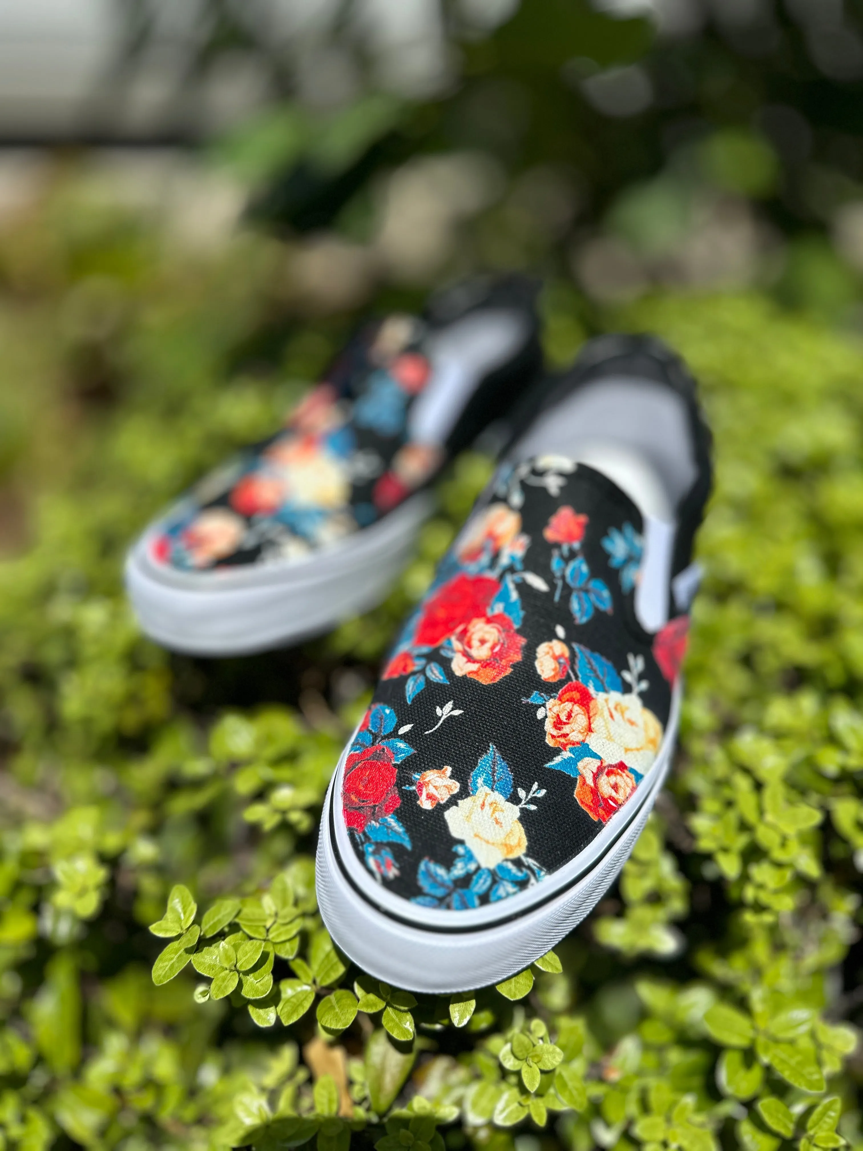 Rose Flowers Floral Pattern Custom BLVD Slip On Shoes for Men and Women